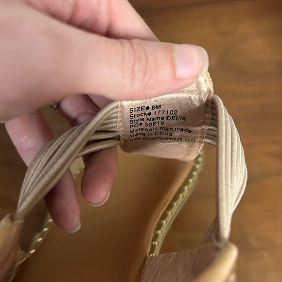 Women's Palms Beaded Tan Sandals, Size 8 - Picture 5 of 7